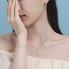 PENDIENTES DE PLATA DE LEY 925 CON GATO, LUNA Y ESTRELLA