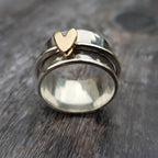 MIREIA | ANILLO DE PLATA CORAZÓN DORADO
