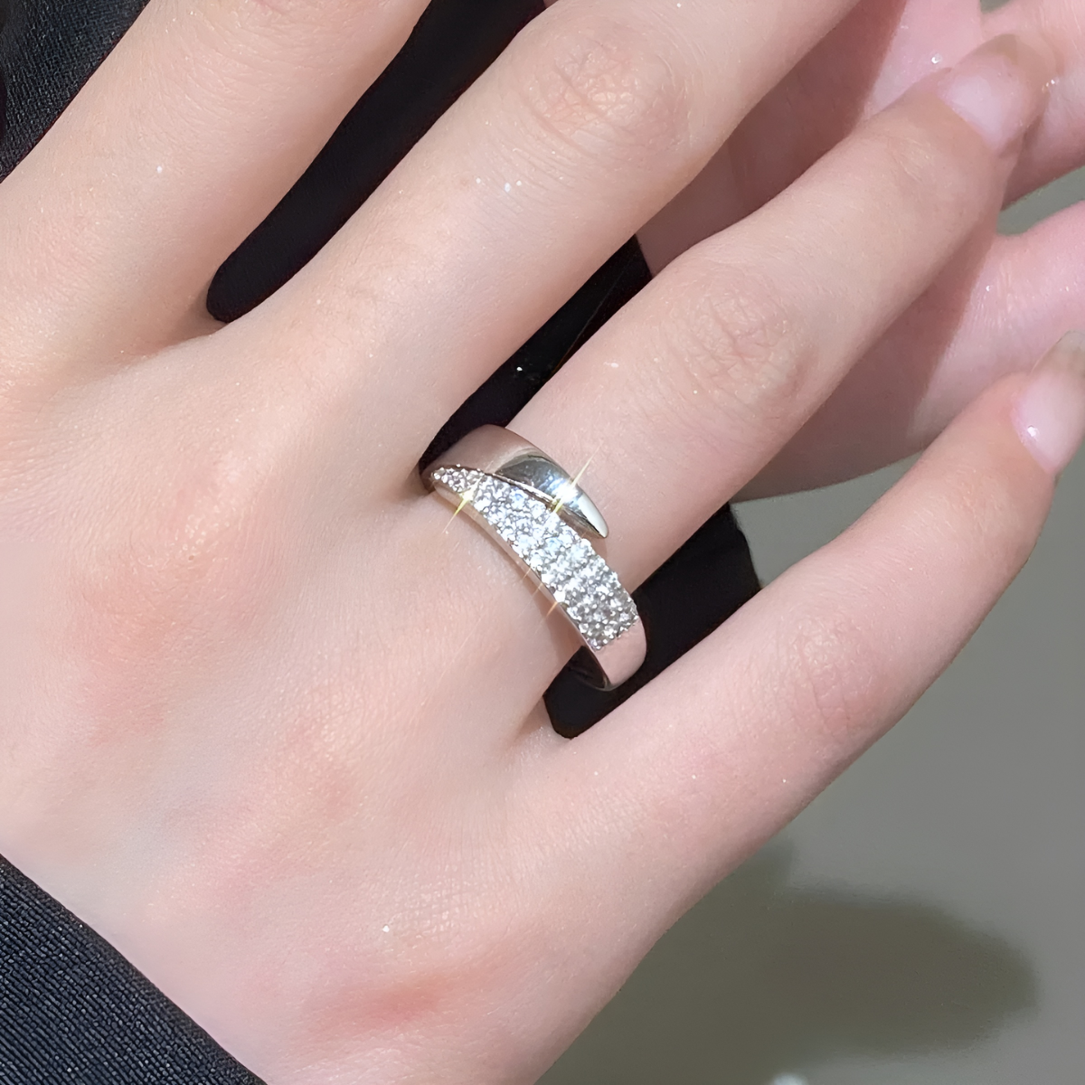 JULIA | ANILLO ELEGANTE